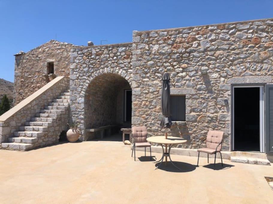Lagia Zen Residence In Mani Exterior foto